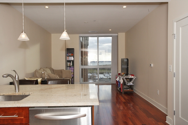 1_LivingRoom