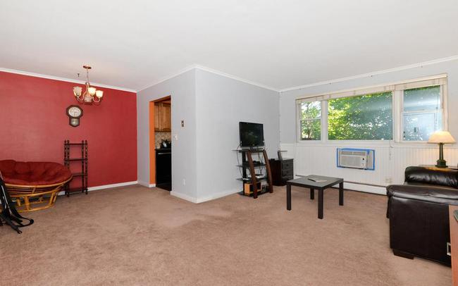 Living & Dining Area